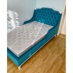 Pat tapitat pentru copii cu bara de protectie A -181